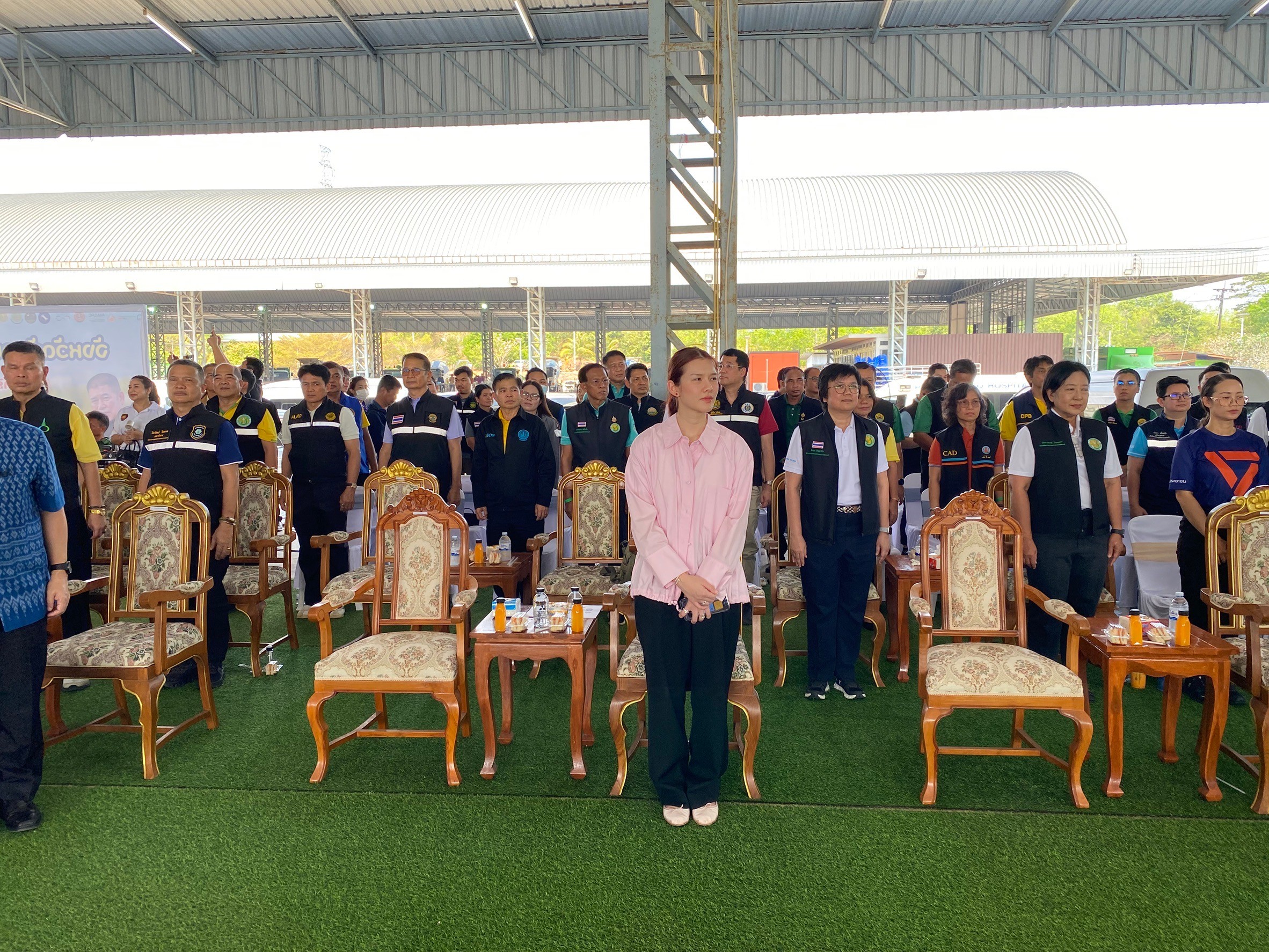 title - ผู้ตรวจราชการกรม ลงพื้นที่ติดตาม รัฐมนตรีช่วยว่าการกระทรวงเกษตรและสหกรณ์ ตรวจติดตามการส่งออกทุเรียนภาคตะวันออก จังหวัดจันทบุรี